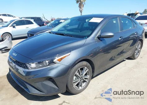 2024 Kia Forte Lxs z USA, uszkodzony, nr VIN 3KPF24AD4RE730477